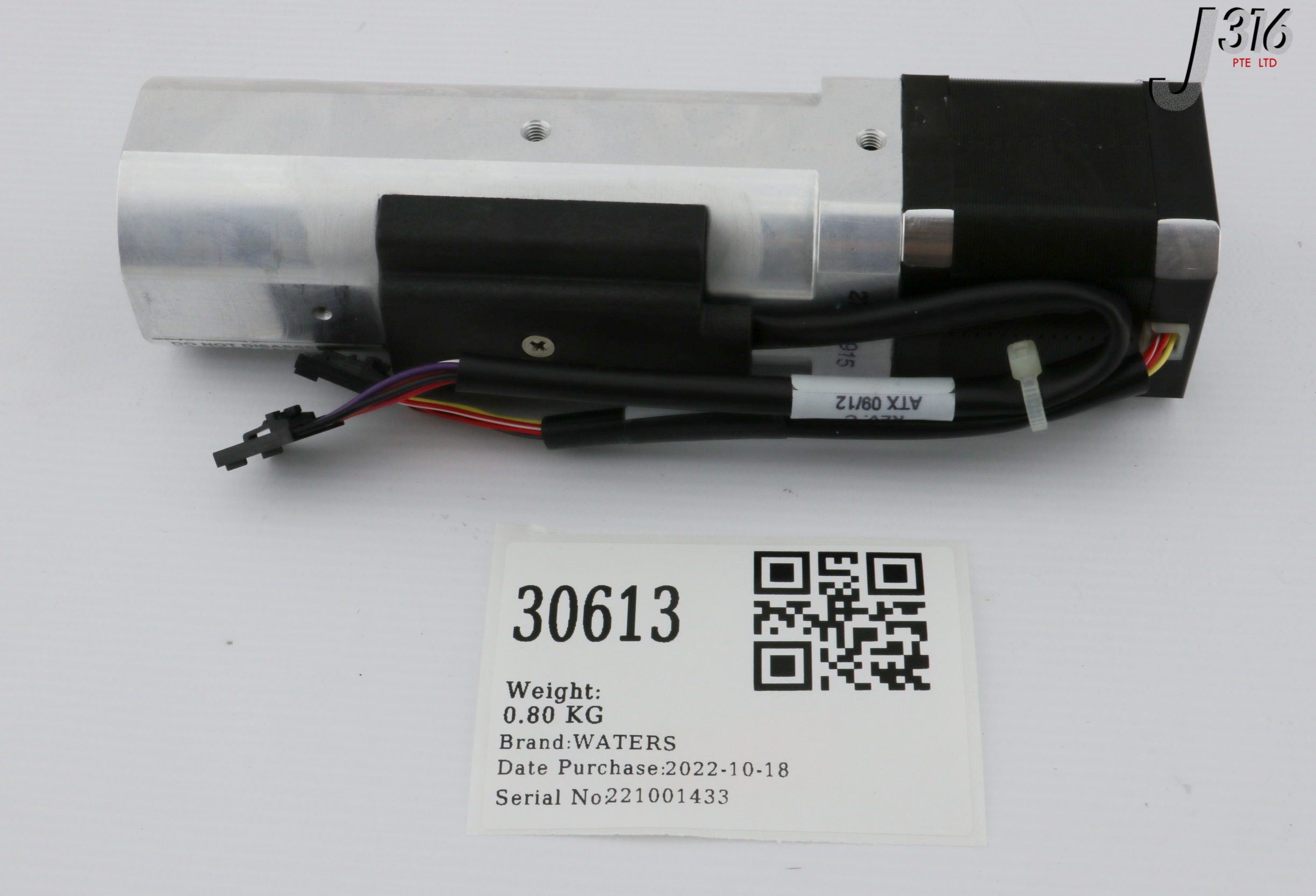 30613 WATERS ASSY, VALVE, VENT, 001-04946 W/O VALVE CARTRIDGE